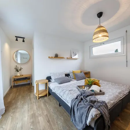Tiny Cubus Holiday home